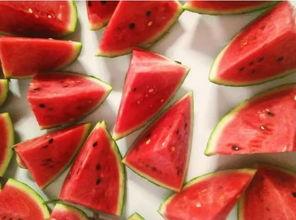 每日大赛 吃瓜黑料精品一区,揭秘吃瓜黑料精品一区背后的热点事件